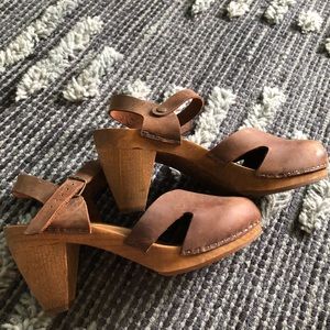 Sanita clog heels size 39
